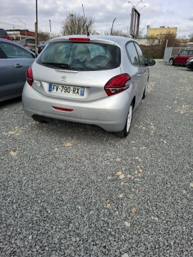 ����� �� �������� �� Peugeot 208