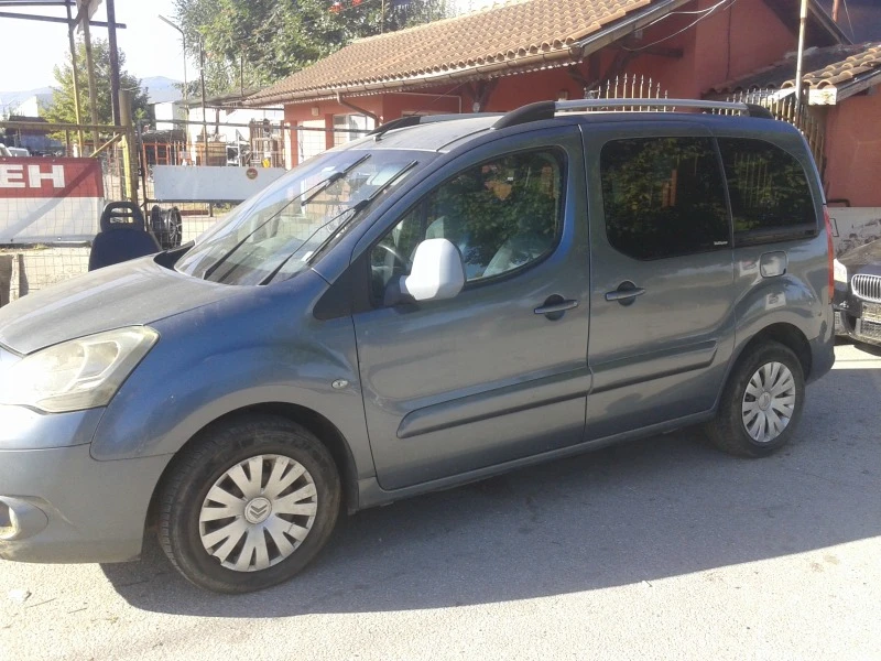 Citroen Berlingo 1.6d, снимка 3 - Автомобили и джипове - 42479640