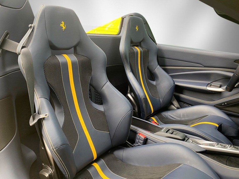 Ferrari F8 SPIDER/ CARBON/ CERAMIC/ RACING SEATS/ CAMERA/ , снимка 16 - Автомобили и джипове - 44986916