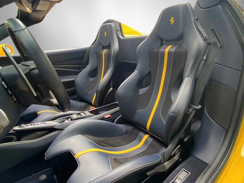 Ferrari F8 SPIDER/ CARBON/ CERAMIC/ RACING SEATS/ CAMERA/ , снимка 10 - Автомобили и джипове - 44986916