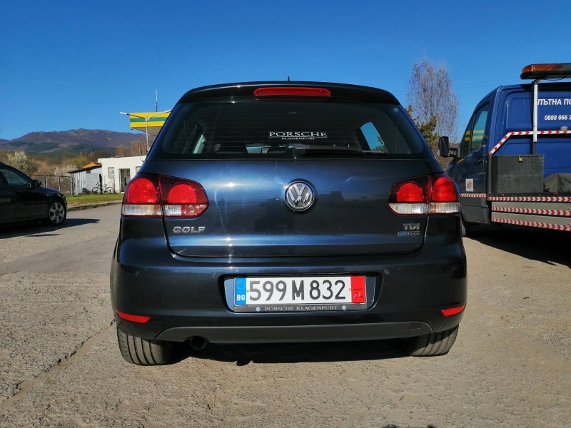 VW Golf 1,6TDI+DSG+Подгрев+Кожа+Климатроник, снимка 4 - Автомобили и джипове - 45009944