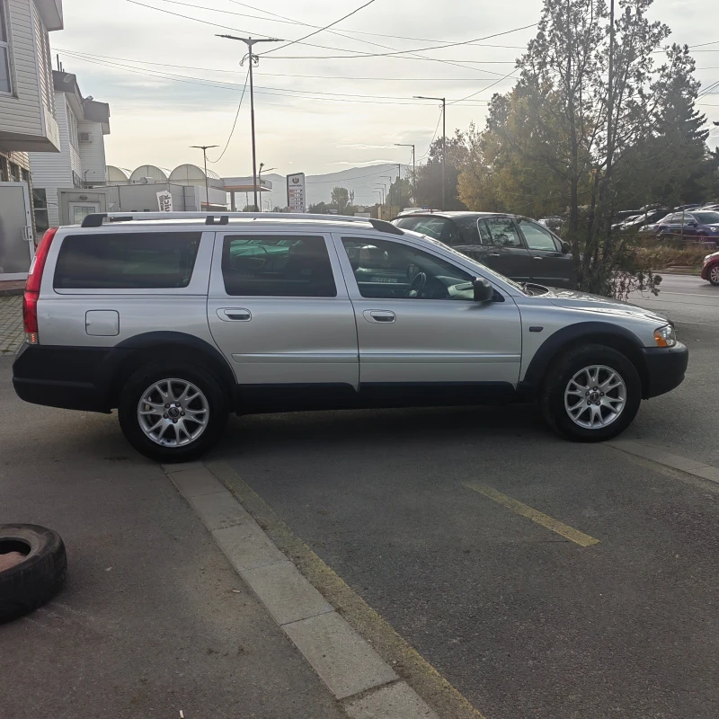 Volvo Xc70 2.4D 4x4 АВТОМАТ, снимка 8 - Автомобили и джипове - 47544562