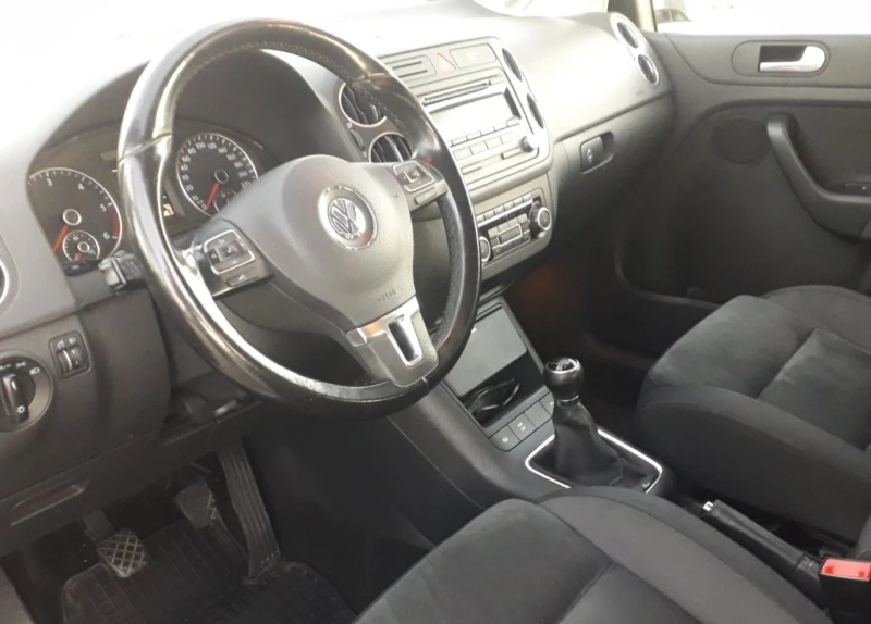 VW Golf Plus 2.0TDI, снимка 11 - Автомобили и джипове - 47634459