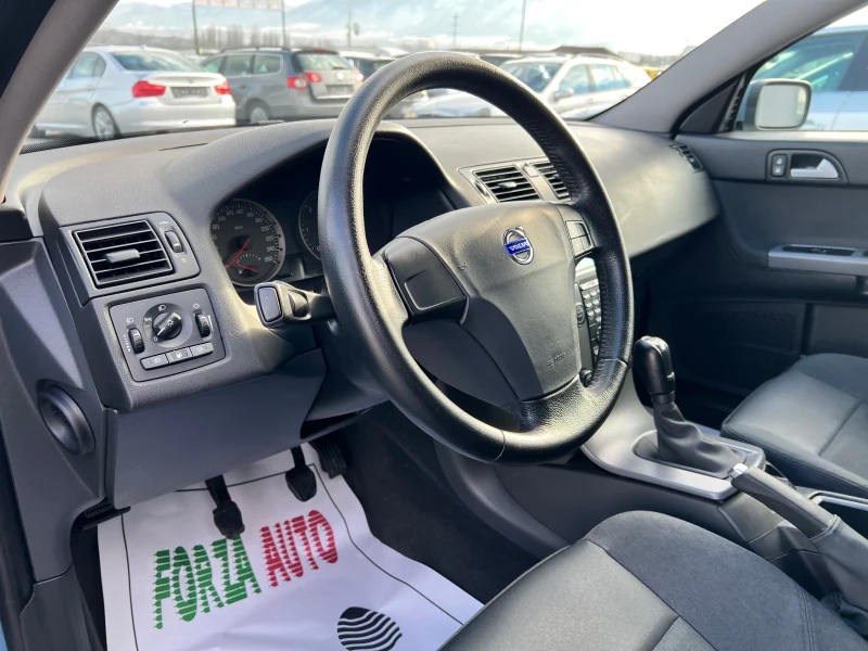 Volvo V50 2.0HDI, снимка 9 - Автомобили и джипове - 48498985