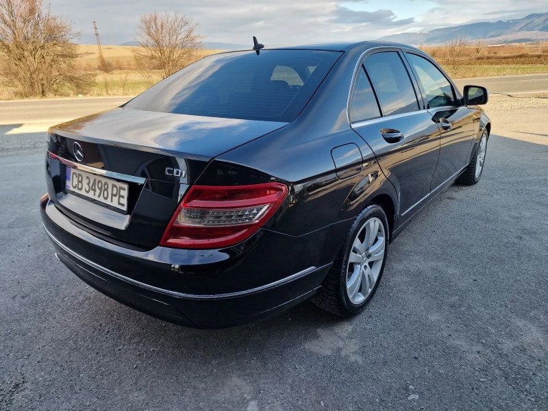 Mercedes-Benz C 220 Avantgarde 74000km., снимка 5 - Автомобили и джипове - 49056300