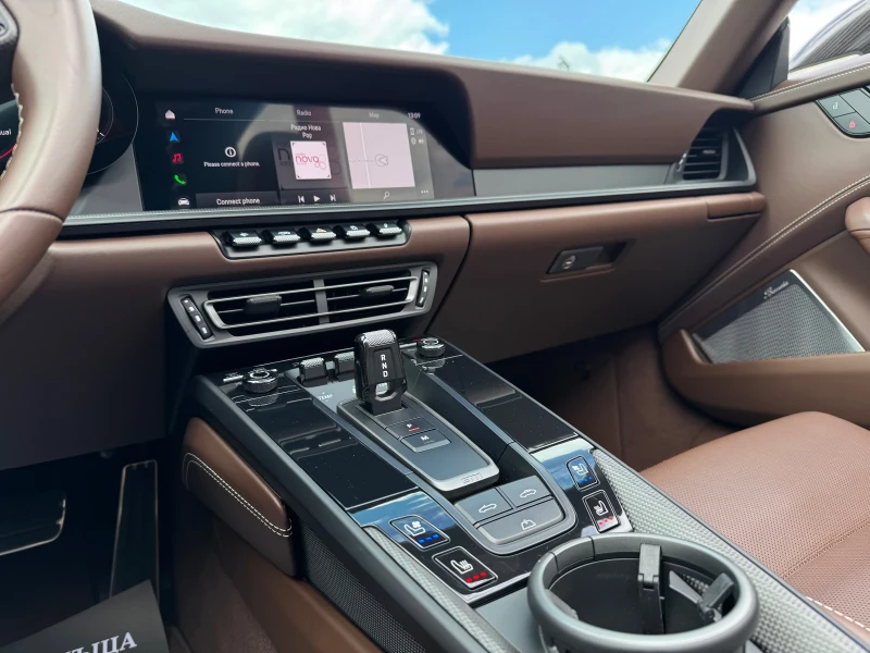 Porsche 911 992 GTS-LIFT-BURMESTER-MATRIX-CARBON-FULL, снимка 14 - Автомобили и джипове - 50496988