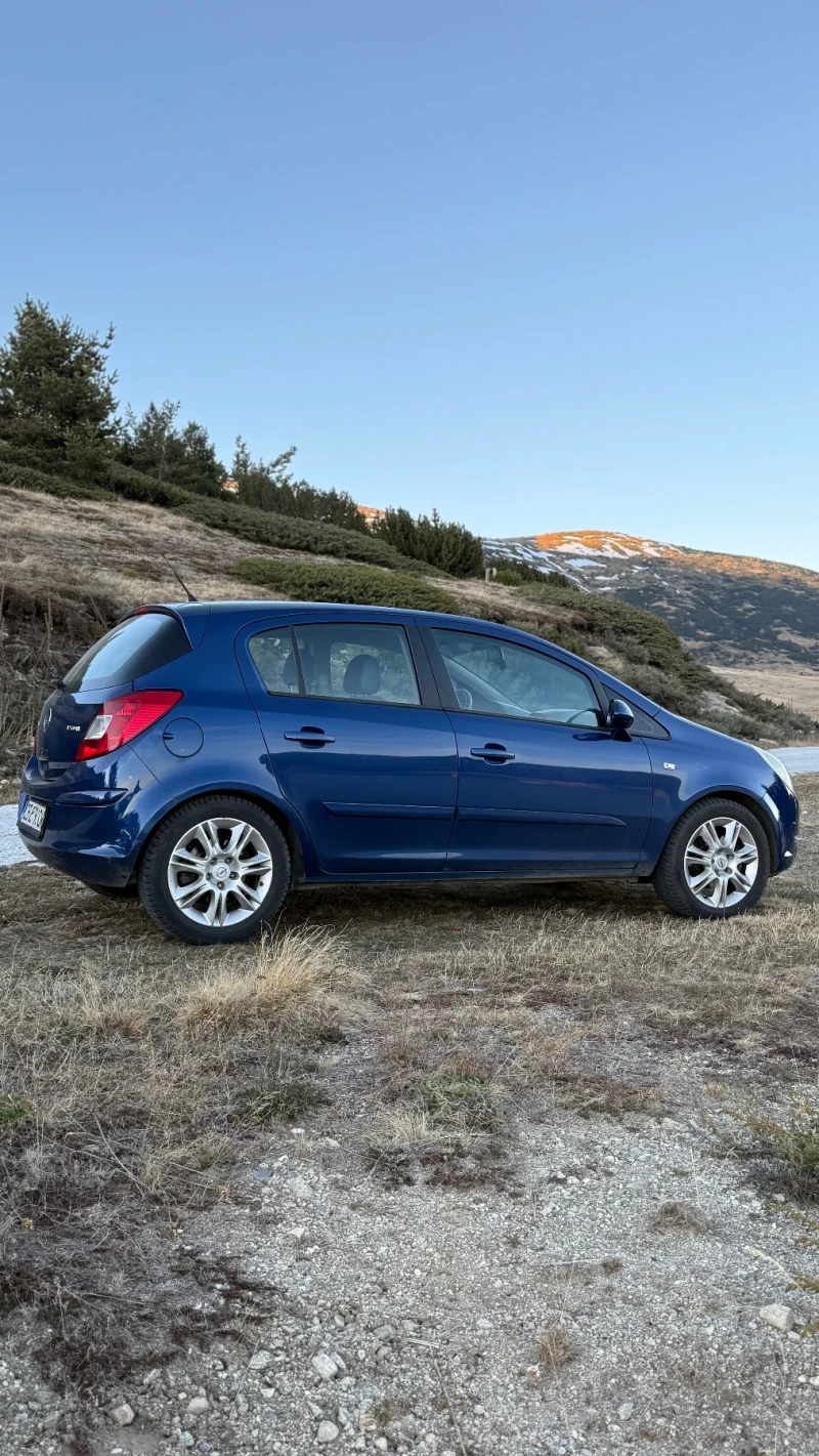 Opel Corsa 1.7cdti, снимка 4 - Автомобили и джипове - 52258502