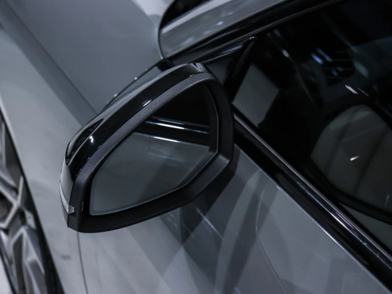 Audi A4 * 2.0TFSI Quattro / Progressiv Pkg / Black Optics , снимка 11 - Автомобили и джипове - 52848487