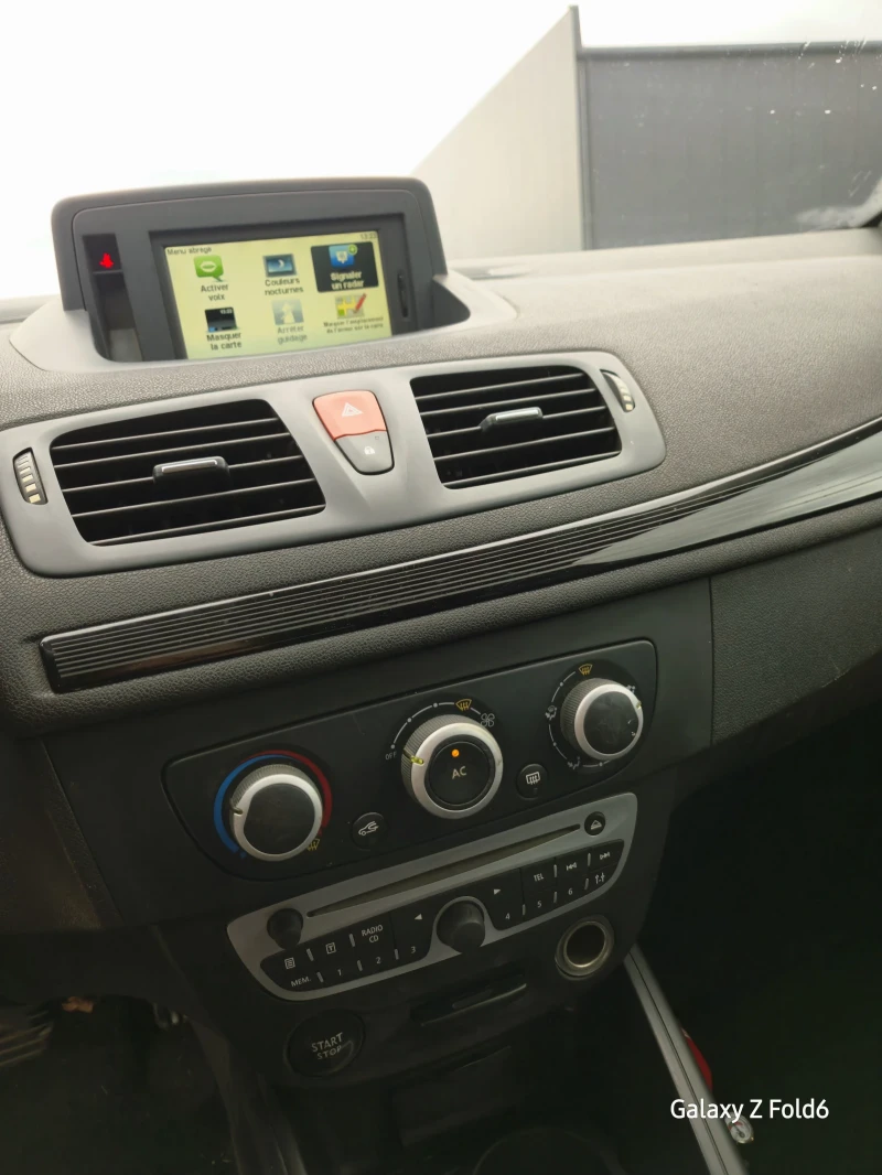 Renault Megane 1.5dci 90кс.ВНОС ОТ БЕЛГИЯ, снимка 11 - Автомобили и джипове - 53468741