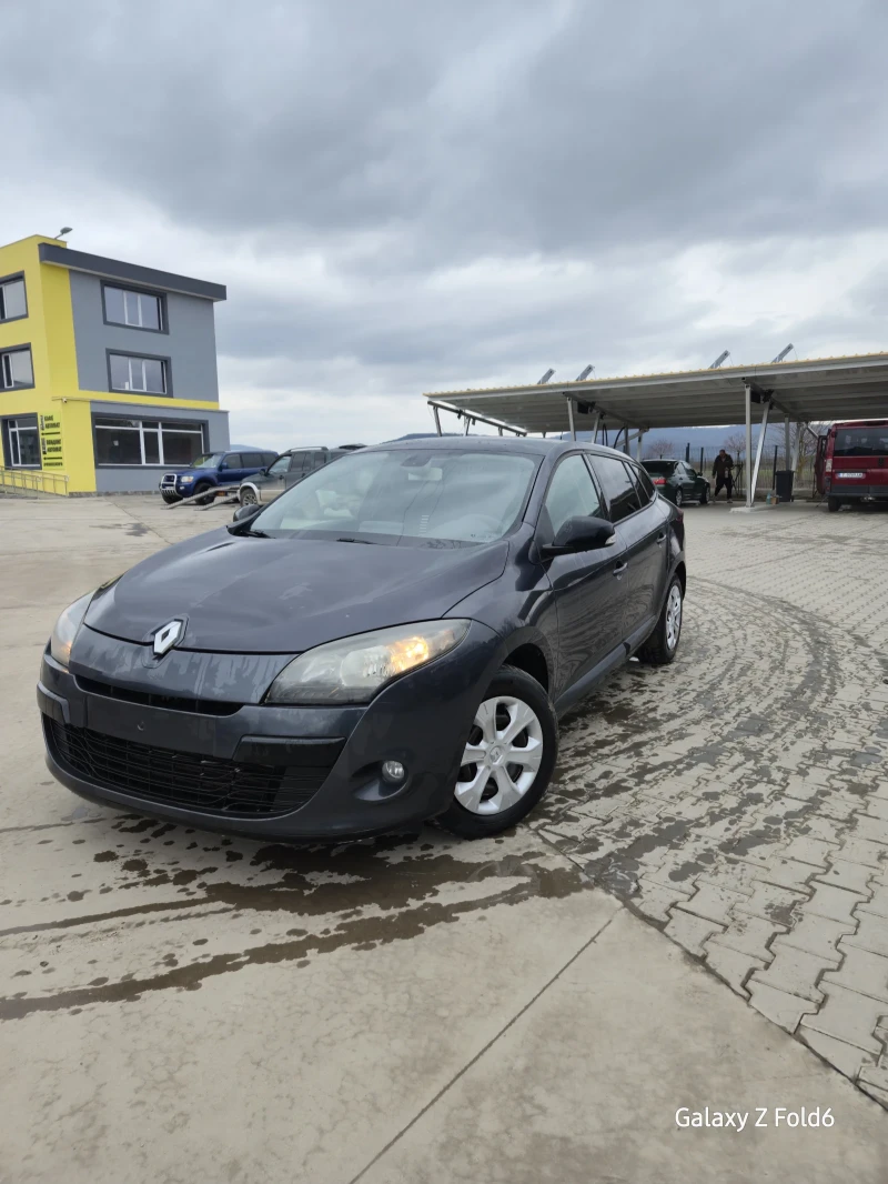 Renault Megane 1.5dci 90кс.ВНОС ОТ БЕЛГИЯ, снимка 2 - Автомобили и джипове - 53468741