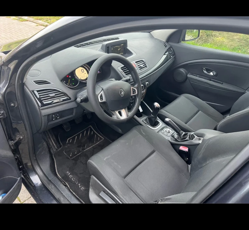 Renault Megane 1.5dci 90кс.ВНОС ОТ БЕЛГИЯ, снимка 15 - Автомобили и джипове - 53468741