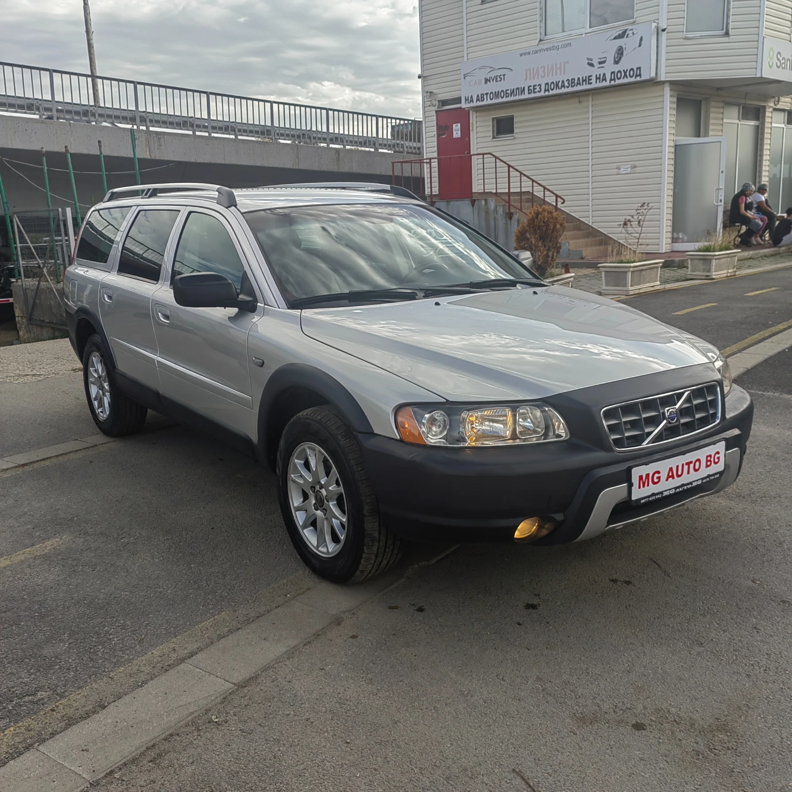 Volvo Xc70 2.4D 4x4 АВТОМАТ - изображение 2