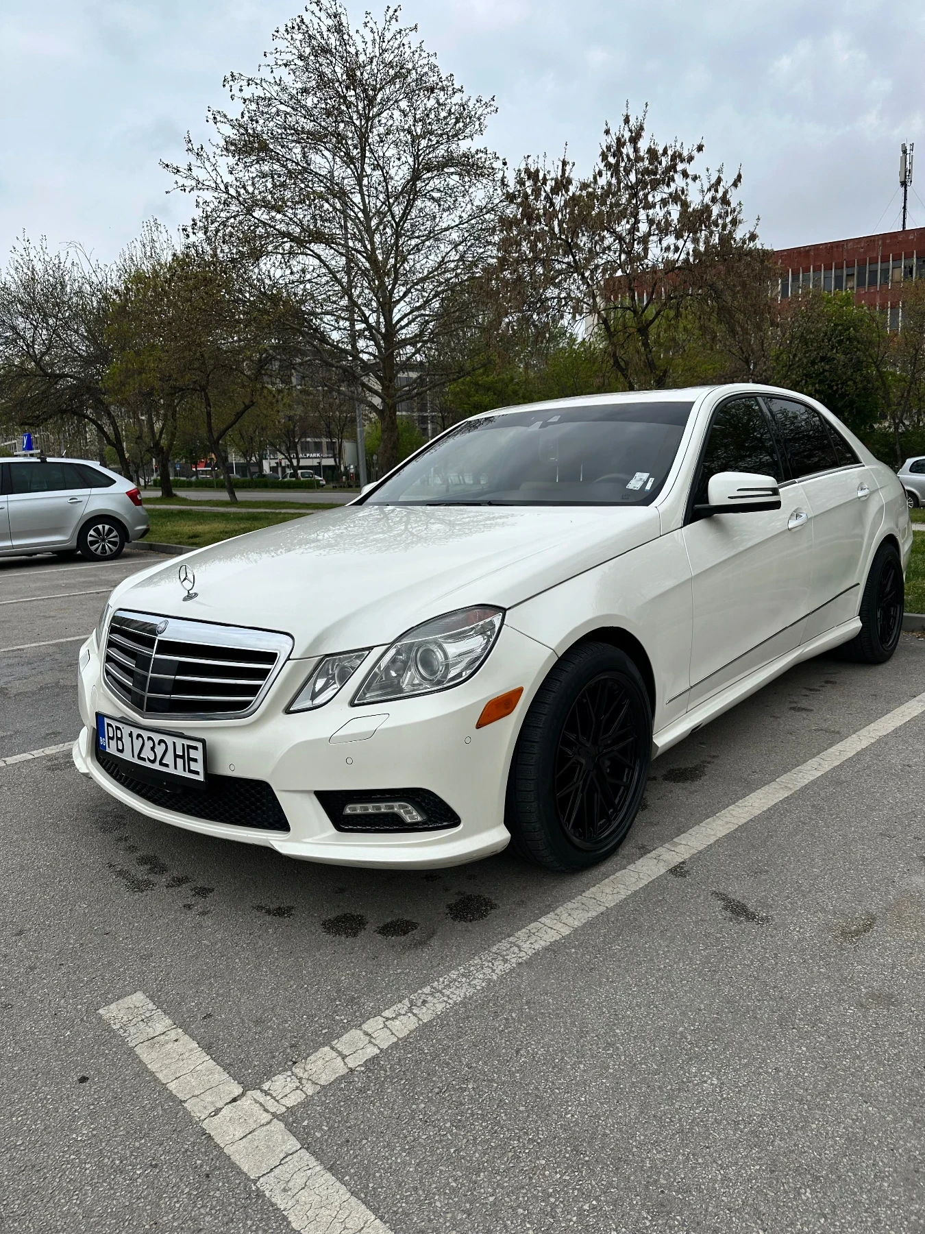 Mercedes-Benz E 500 4Matic Amg/Autohold/388hp - изображение 2