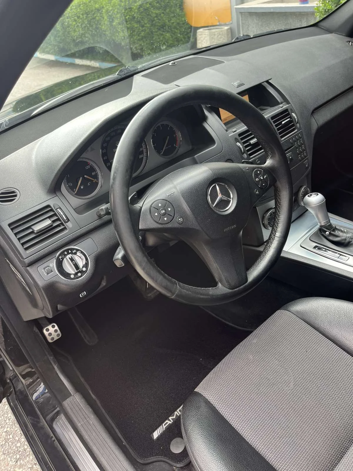 Mercedes-Benz C 200  - изображение 9