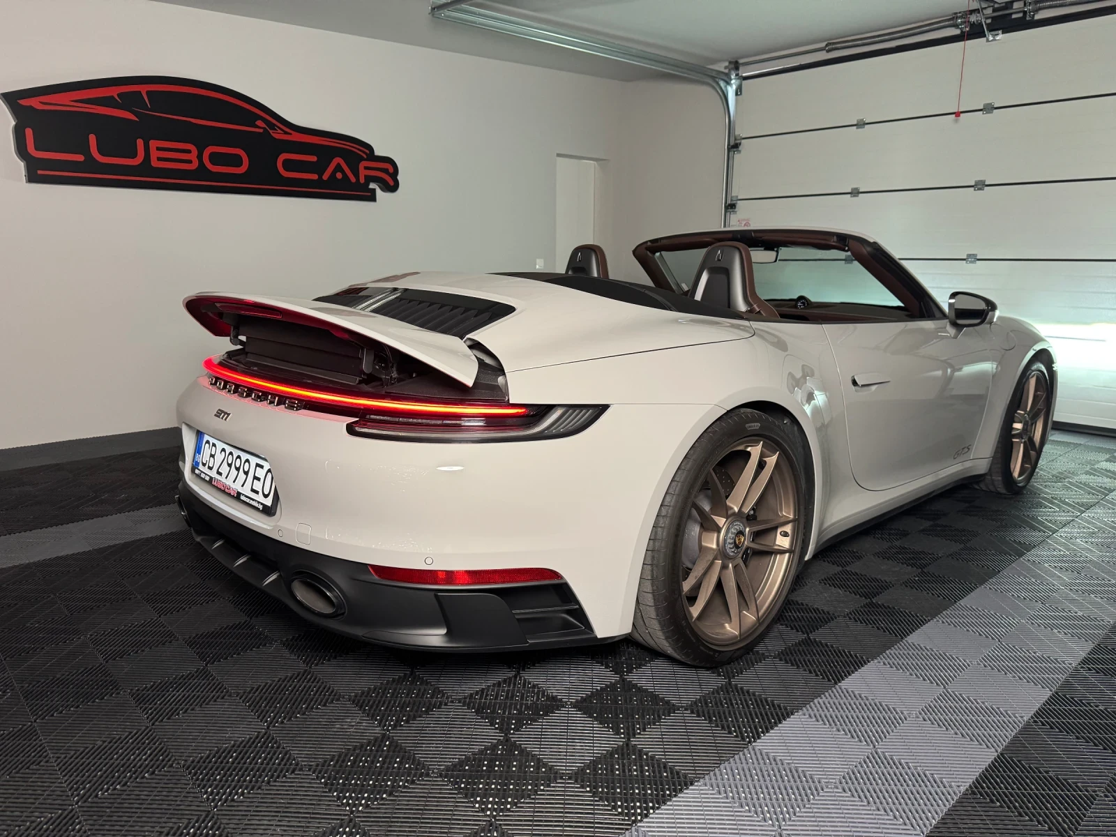 Porsche 911 992 GTS-LIFT-BURMESTER-MATRIX-CARBON-FULL, снимка 15 - Автомобили и джипове - 50496988