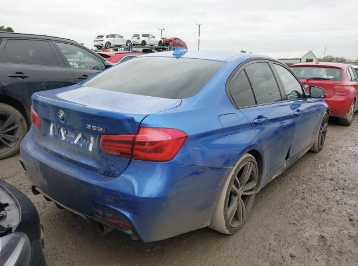 BMW 340 M sport, LCI, Sport Brake, HK. HuP display - изображение 3