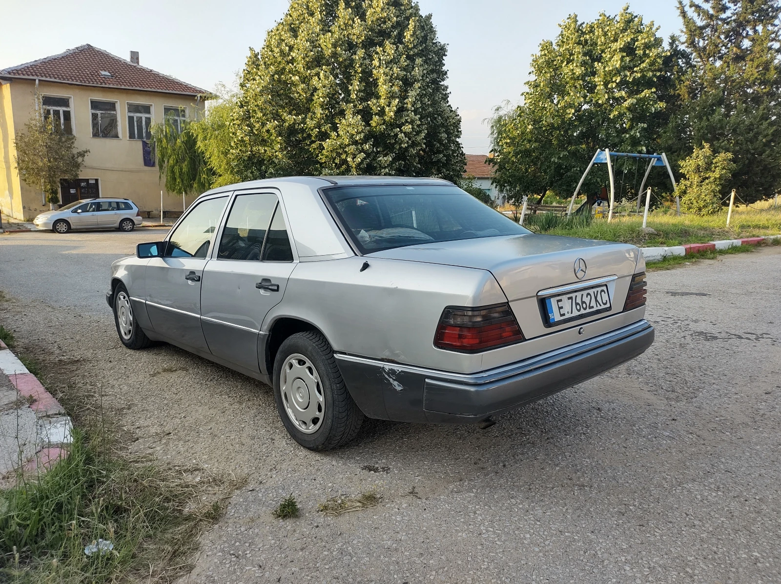Mercedes-Benz 124 220 - изображение 5