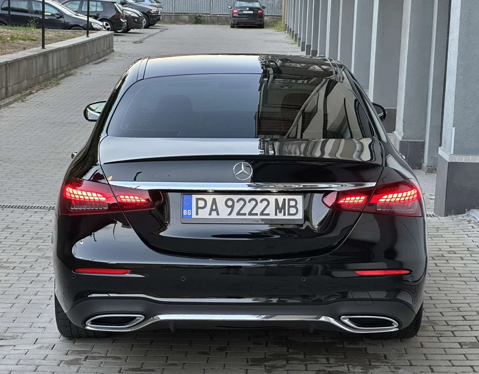 Mercedes-Benz E 350 400d AMG Line 4Matic Distronic FULL - изображение 8