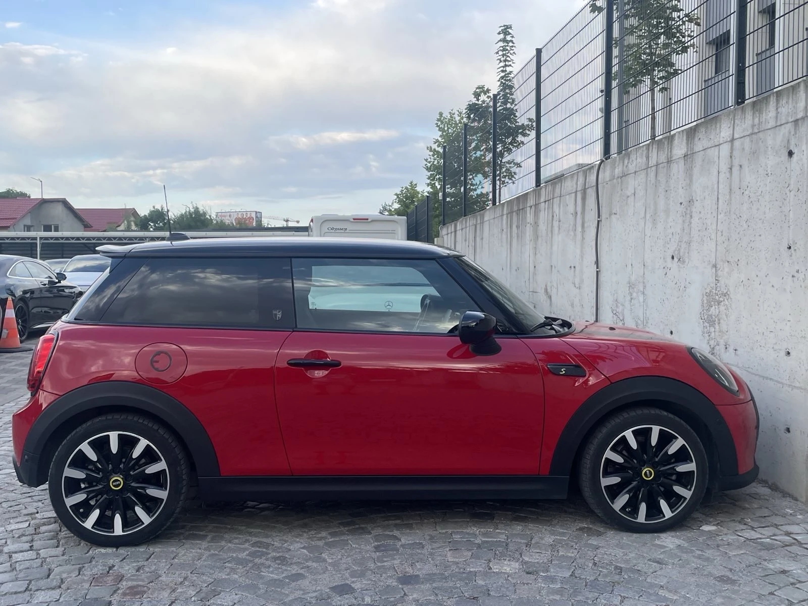 Mini Cooper SE/AUTO/VIRTUAL/LED/KAM/NAVI/25 хил.км.! - изображение 3