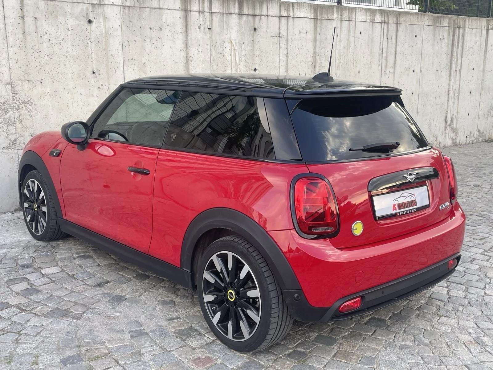 Mini Cooper SE/AUTO/VIRTUAL/LED/KAM/NAVI/25 хил.км.! - изображение 6