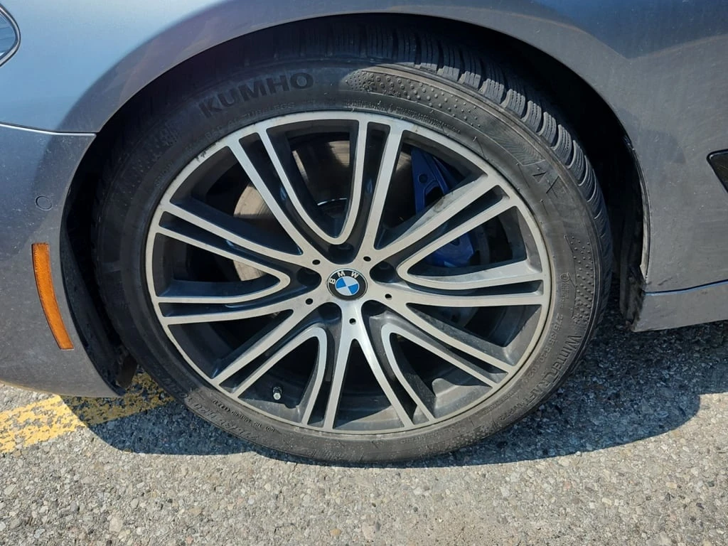 BMW 540 I XDRIVE * CARFAX *    | Mobile.bg   17