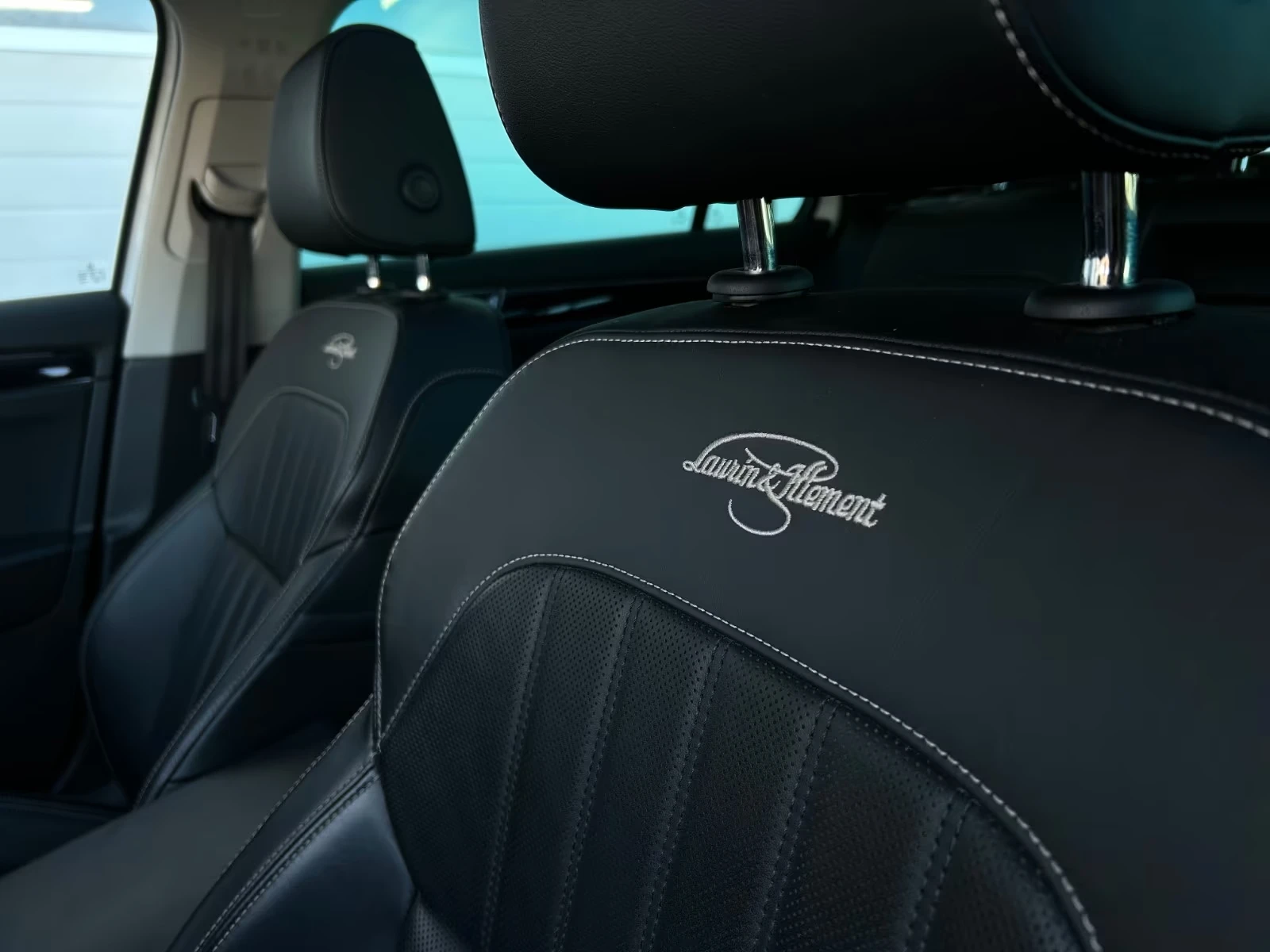 Skoda Superb 2.0TDI L&K Face 4x4 ACC Pano Canton KAM StH#iCarbg | Mobile.bg   11