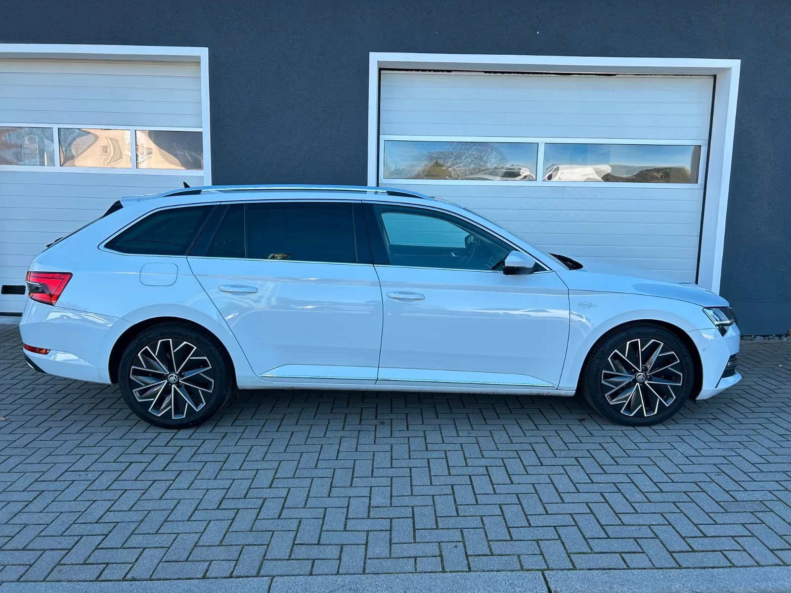 Skoda Superb 2.0TDI L&K Face 4x4 ACC Pano Canton KAM StH#iCarbg | Mobile.bg   5