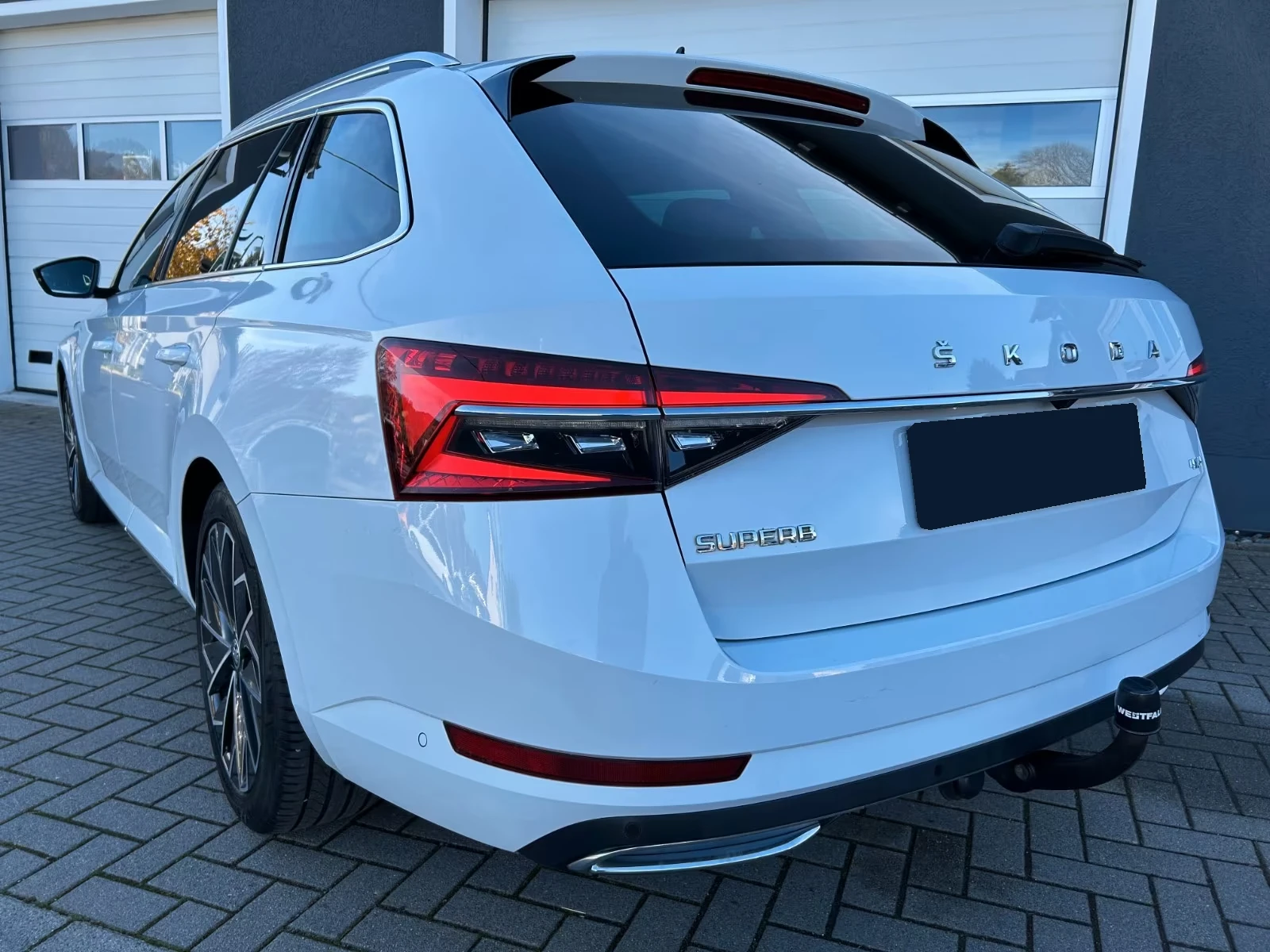 Skoda Superb 2.0TDI L&K Face 4x4 ACC Pano Canton KAM StH#iCarbg | Mobile.bg   4