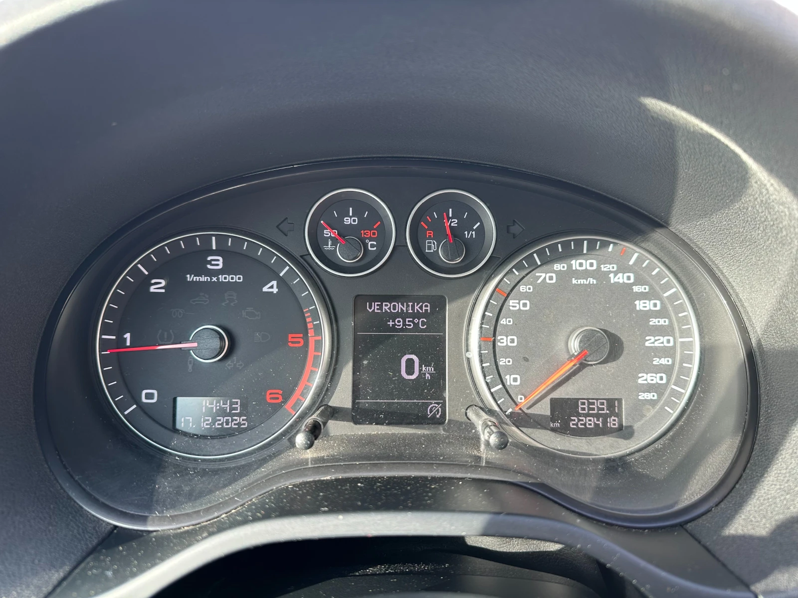 Audi A3 1.6d 105 �.�.  | Mobile.bg � ����������� 13