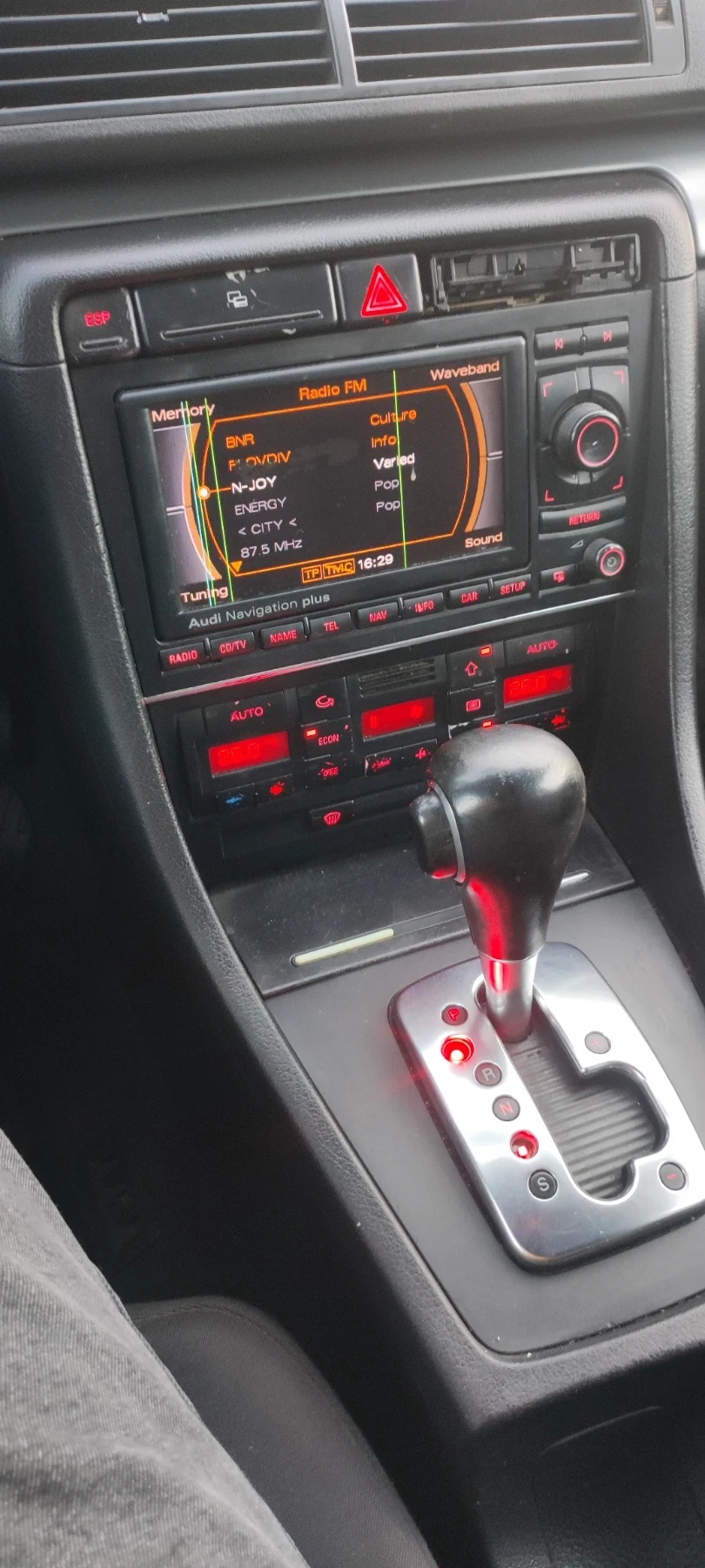 Audi A4 2.0 TDI | Mobile.bg � ����������� 9