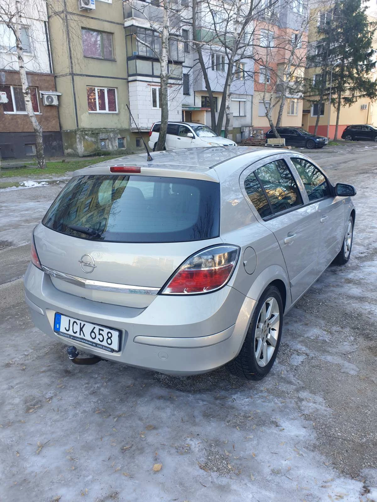 Opel Astra 1.7 CDTI - EcoFlex, снимка 10 - Автомобили и джипове - 53852365