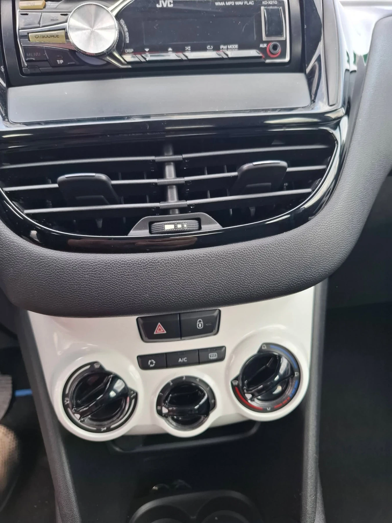 Peugeot 208 | Mobile.bg � ����������� 7