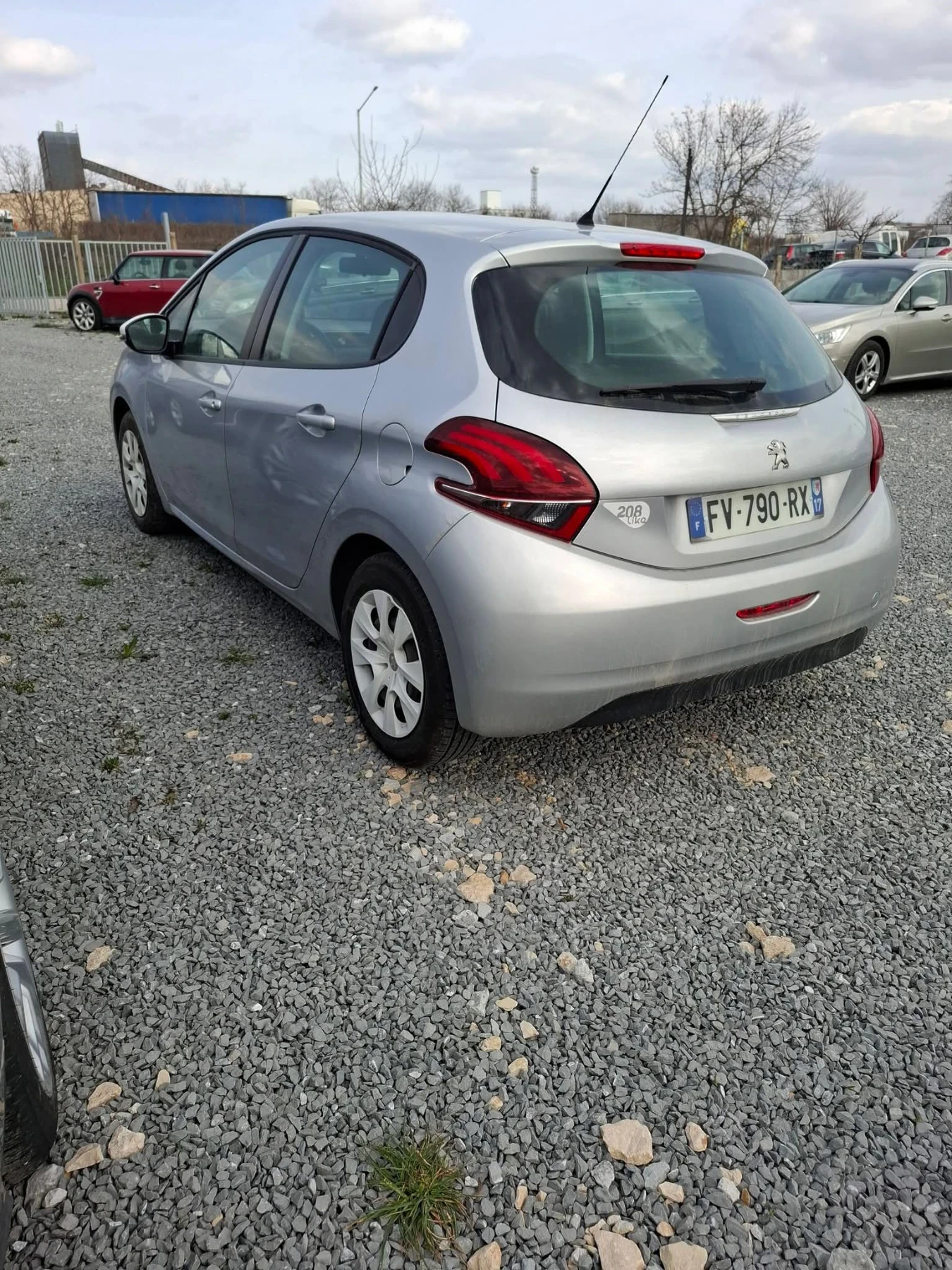 Peugeot 208 | Mobile.bg � ����������� 5