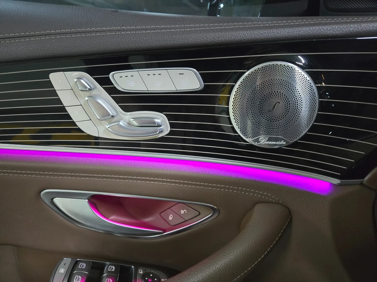 Mercedes-Benz E 400 360* ДВОЕН ШИБЕДАХ* БУРМАЙСТЕР* ОБДУХ* ЛИЗИНГ, снимка 5 - Автомобили и джипове - 54699195