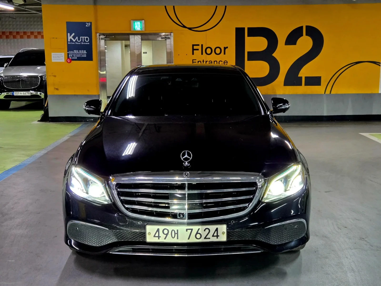 Mercedes-Benz E 400 360* ДВОЕН ШИБЕДАХ* БУРМАЙСТЕР* ОБДУХ* ЛИЗИНГ, снимка 2 - Автомобили и джипове - 54699195