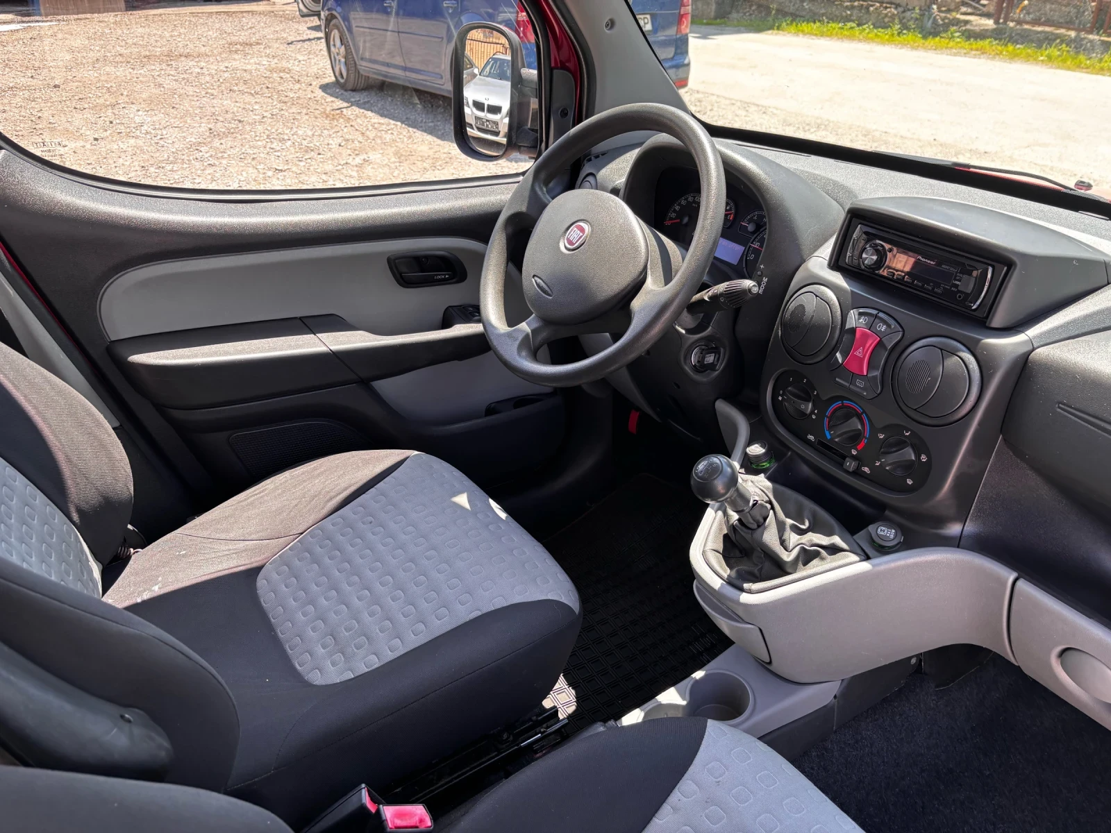 Fiat Doblo 1.3M-jet 7-местен * Климатик* , снимка 12 - Автомобили и джипове - 54978854