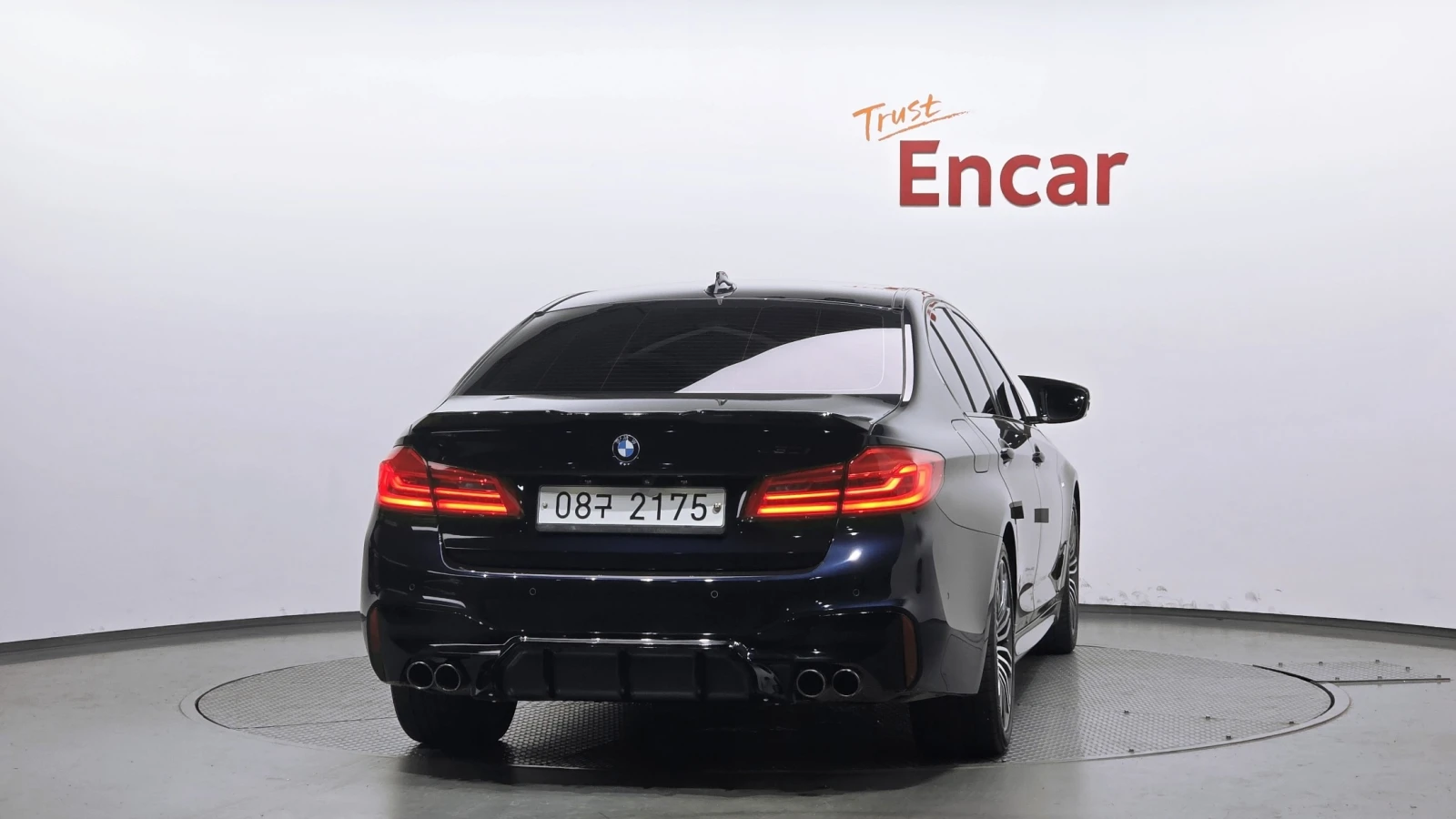 BMW 530 M ПАКЕТ/ПОДГРЕВ/ОБДУХВАНЕ/ПАМЕТ/HEAD-UP/, снимка 3 - Автомобили и джипове - 55222481