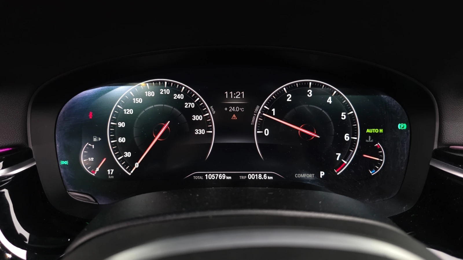 BMW 530 M ПАКЕТ/ПОДГРЕВ/ОБДУХВАНЕ/ПАМЕТ/HEAD-UP/, снимка 6 - Автомобили и джипове - 55222481