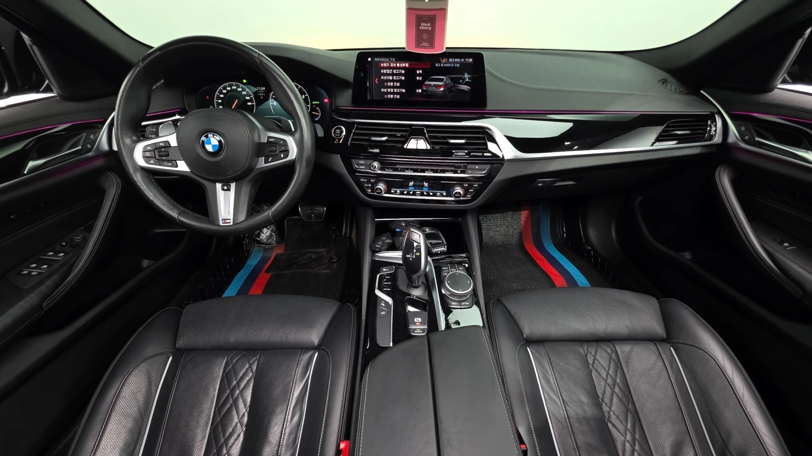BMW 530 M ПАКЕТ/ПОДГРЕВ/ОБДУХВАНЕ/ПАМЕТ/HEAD-UP/, снимка 5 - Автомобили и джипове - 55222481