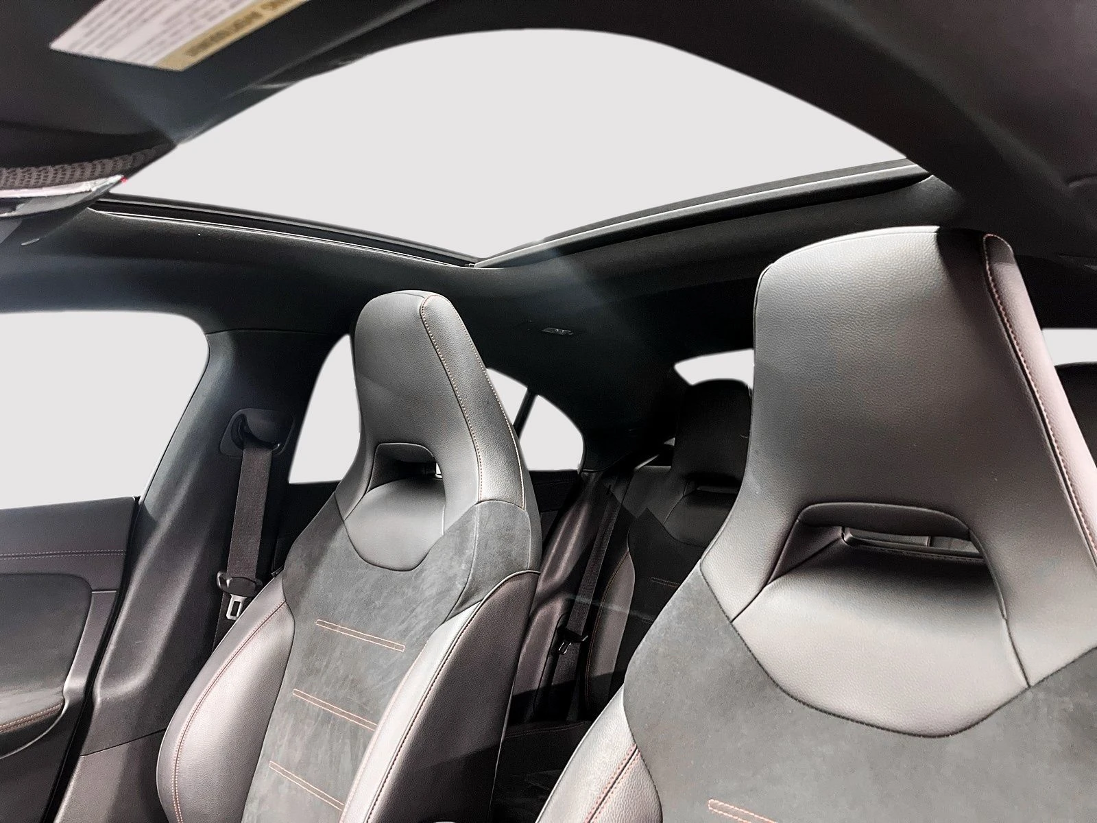 Mercedes-Benz CLA 250 4MATIC/DRIVE-ASSISTS/BLIND-SPOT/KEYLESS, снимка 16 - Автомобили и джипове - 55302059