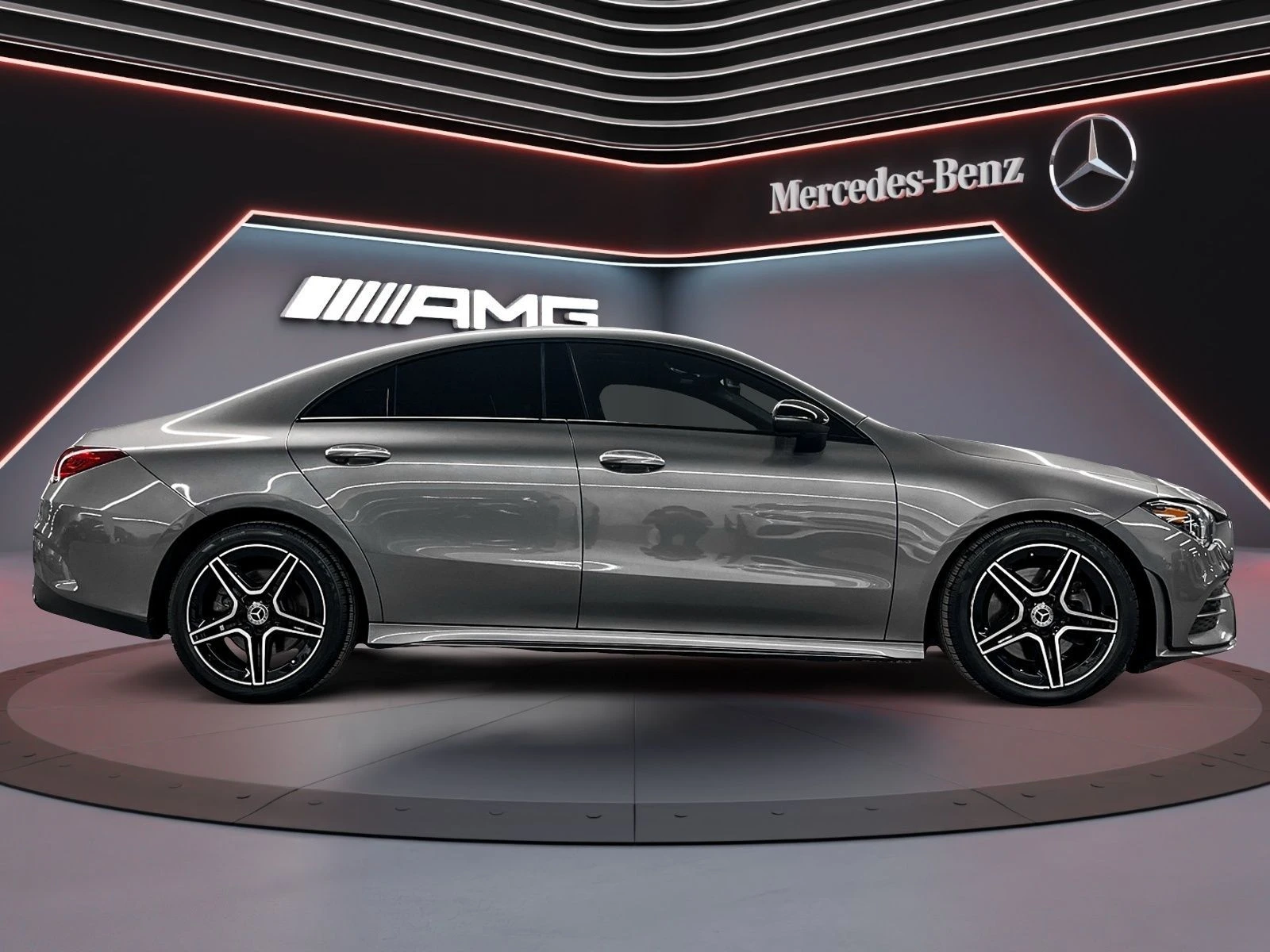 Mercedes-Benz CLA 250 4MATIC/DRIVE-ASSISTS/BLIND-SPOT/KEYLESS, снимка 4 - Автомобили и джипове - 55302059