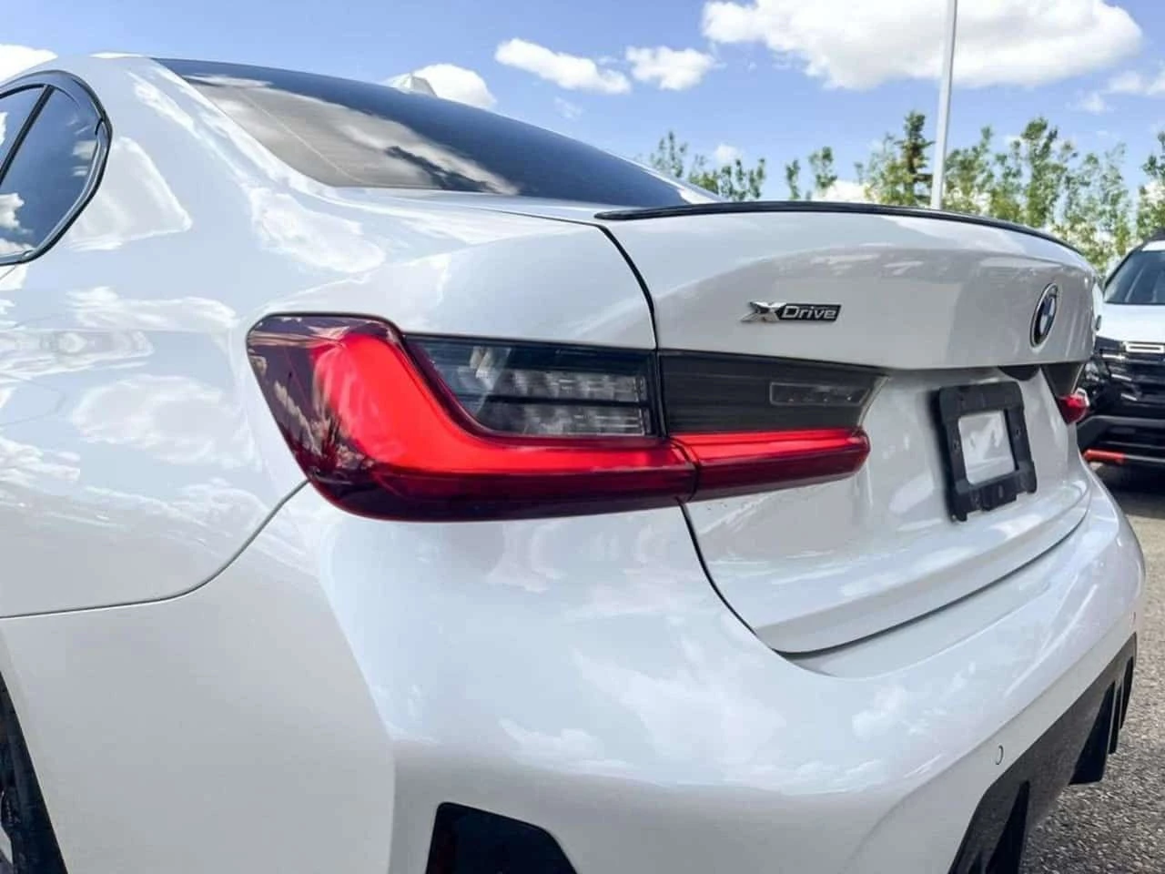 BMW 340 xDrive/ДИСТРОНИК/360/ШИБИДАХ, снимка 9 - Автомобили и джипове - 55350647