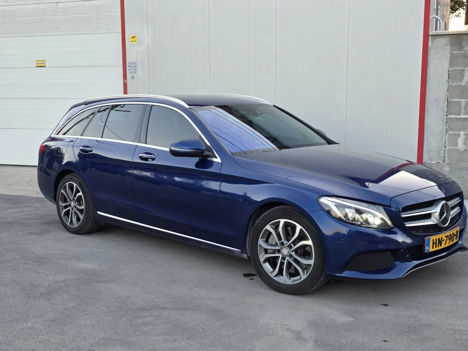 Mercedes-Benz C 350 Plug-in hibride , снимка 4 - Автомобили и джипове - 55473224