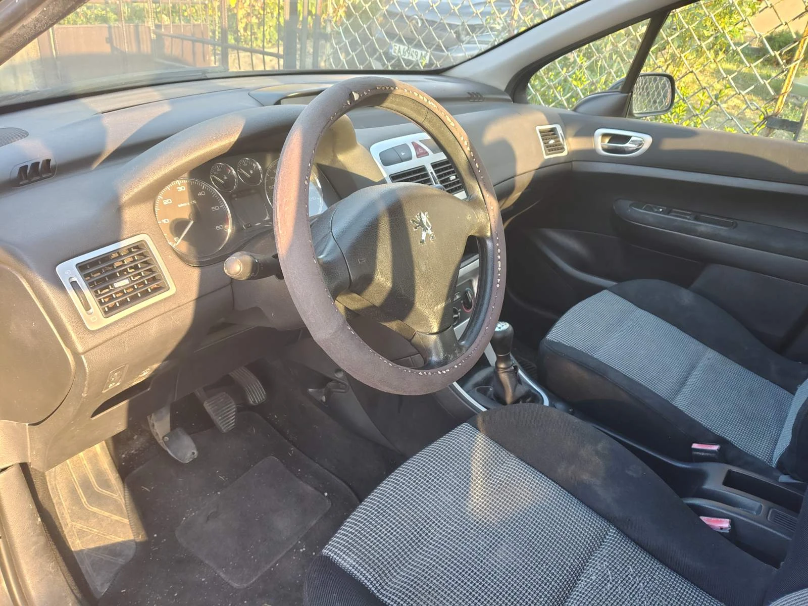 Peugeot 307, снимка 15 - Автомобили и джипове - 55689287