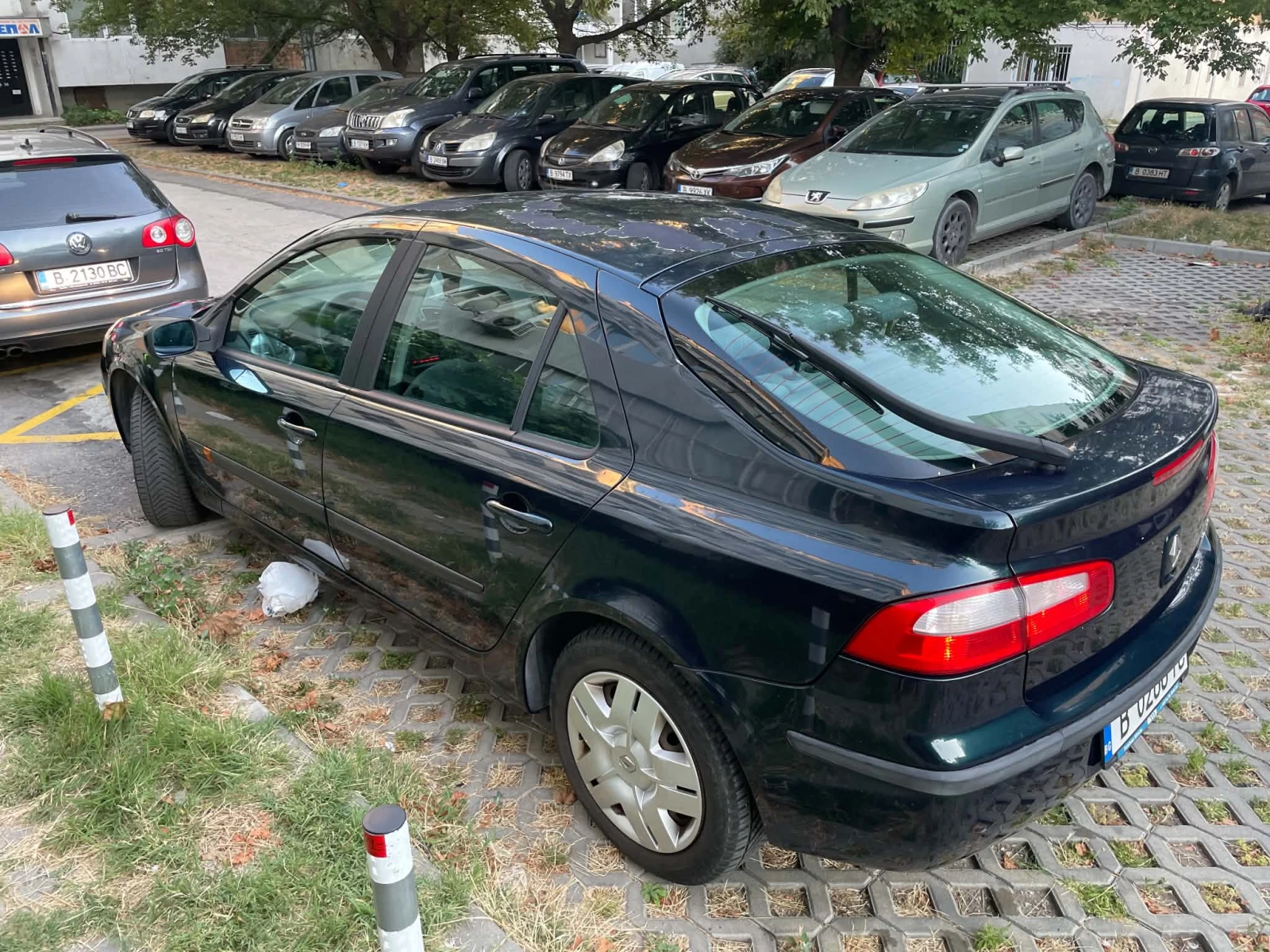 Renault Laguna 1.6L 2002г., снимка 6 - Автомобили и джипове - 56191213