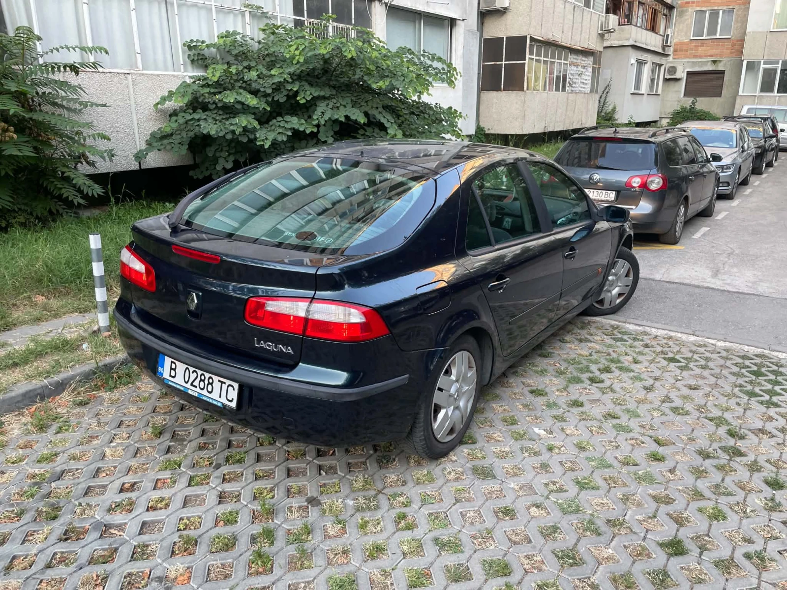 Renault Laguna 1.6L 2002г., снимка 4 - Автомобили и джипове - 56191213