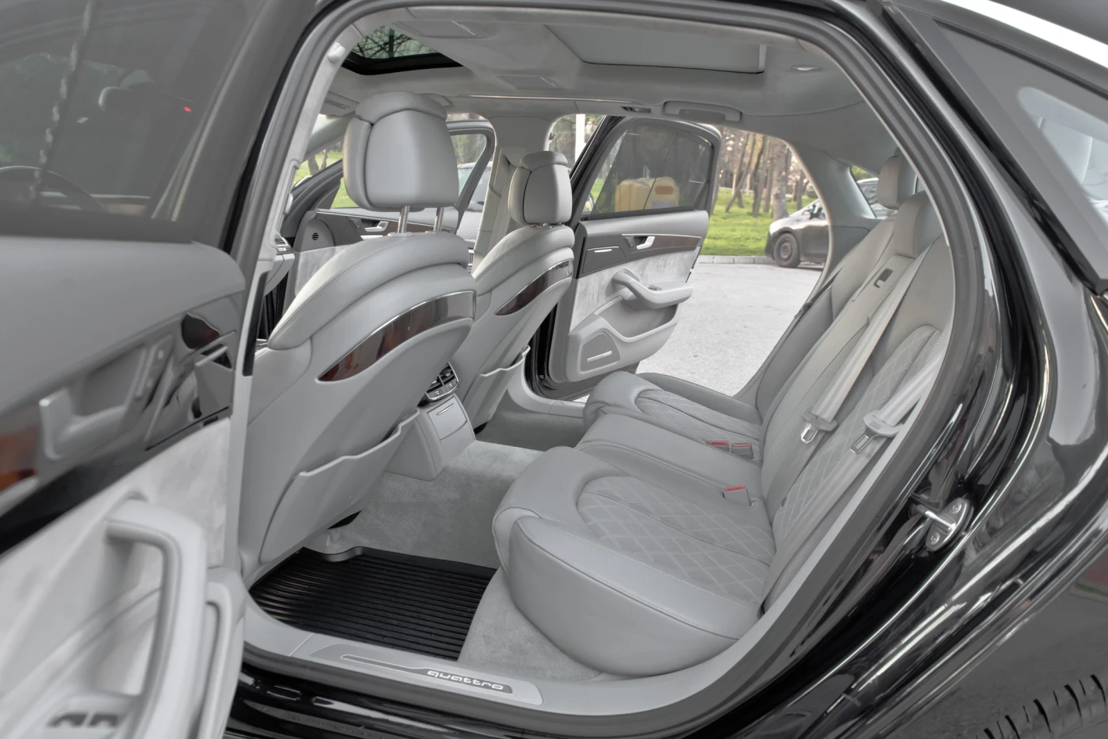 Audi A8 3TDI LONG , HeadUp, 360 , Distronic , LaneAssist, снимка 8 - Автомобили и джипове - 55887559