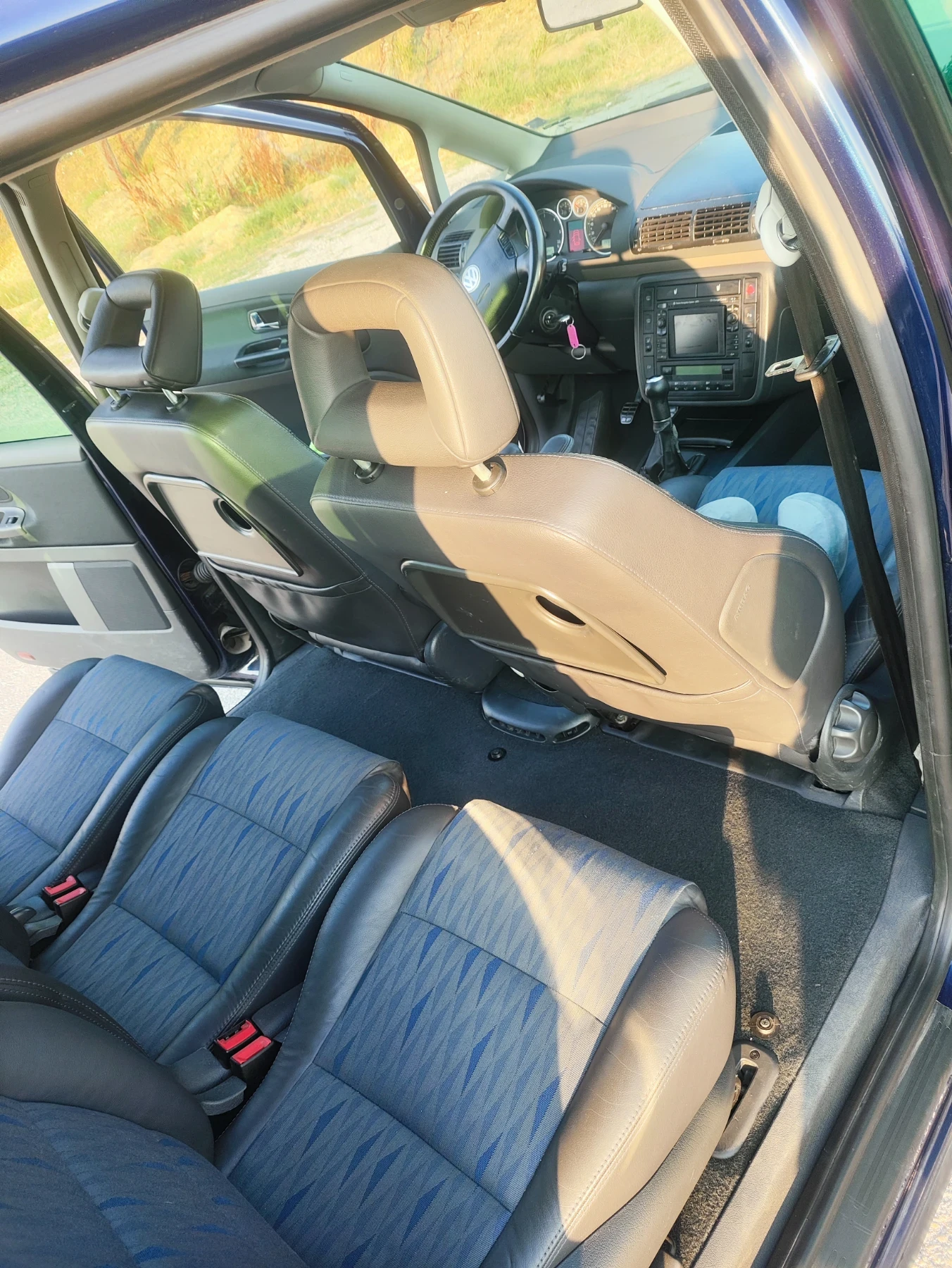 VW Sharan 1.9 TDi 4x4, снимка 9 - Автомобили и джипове - 55996720