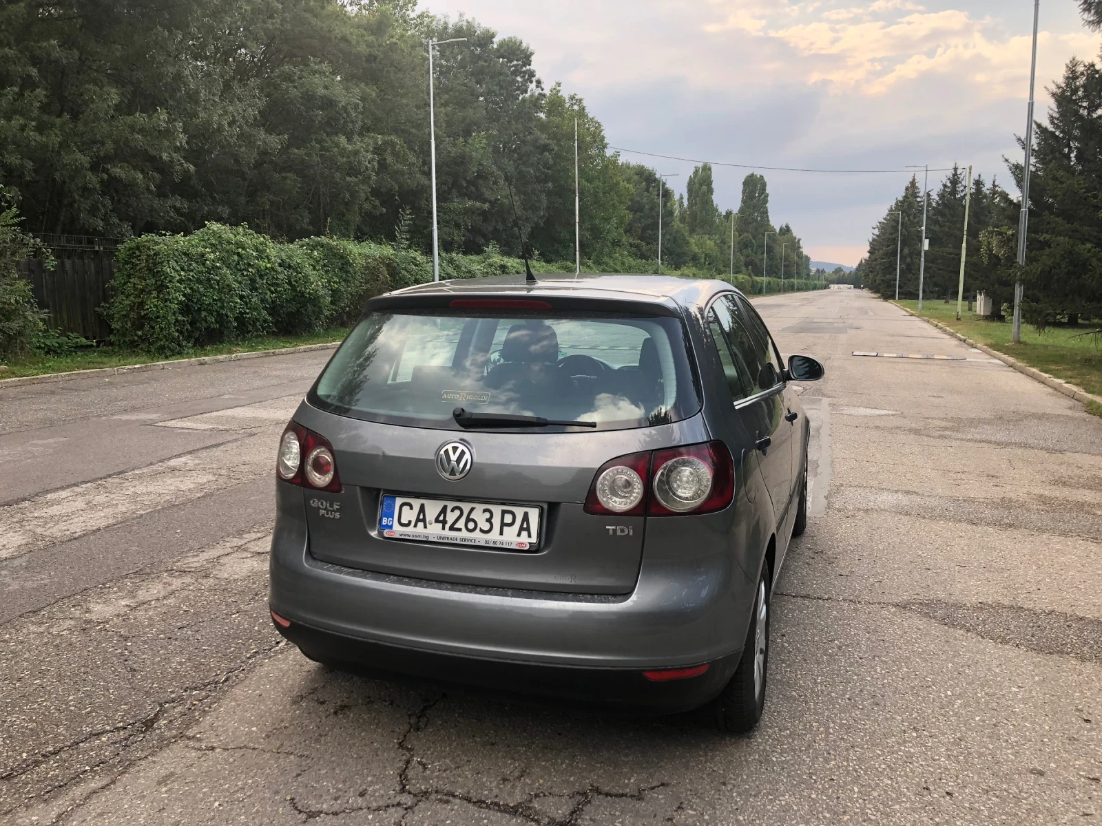 VW Golf Plus 1.9TDI, снимка 5 - Автомобили и джипове - 56008132