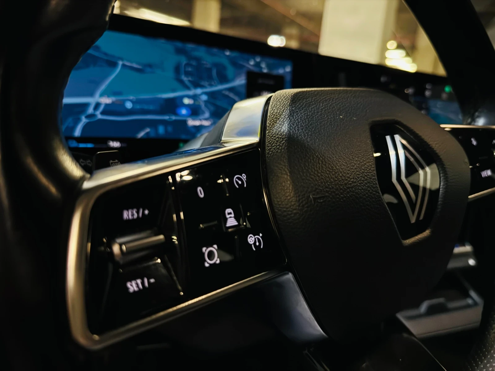 Renault Megane E-TECH EVOLUTION 60kwh ПОДГРЕВ ГАРАНЦИЯ , снимка 7 - Автомобили и джипове - 56511134